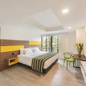**** Hotel Foresta Colombie